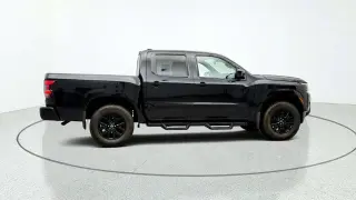 Nissan Frontier 2023 4x4 PRO-4X 4dr Crew Cab 5 ft. SB