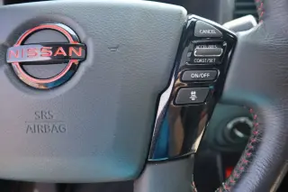 Nissan Frontier 2024 4x4 PRO-4X 4p Camioneta Cabina Completa 5 pies de caja larga