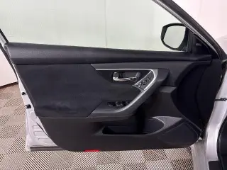 Nissan Altima 2014 2.5 SV Sedán 4p