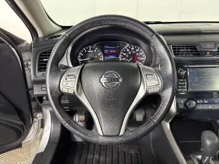 Nissan Altima 2014 2.5 SV Sedán 4p