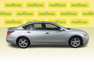 Nissan Altima 2014 2.5 SV Sedán 4p