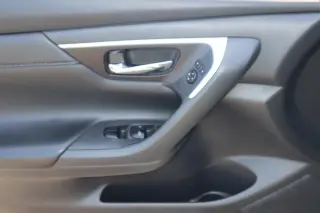 Nissan Altima 2017 2.5 SL Sedán de 4 puertas