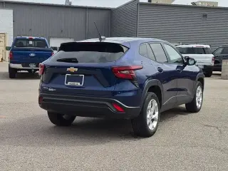 Chevrolet Trax 2024 LS 4p Crossover