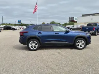 Chevrolet Trax 2024 LS 4p Crossover