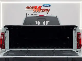 Ford F-150 2024 4x4 XLT 4p SuperCrew 5.5 ft. CB