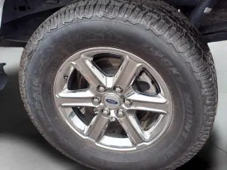Ford F-150 2025 4x4 XLT 4p SuperCrew 5.5 ft. SB