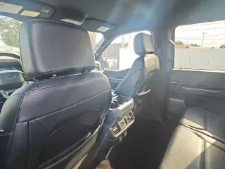 Ford F-150 2022 4x4 Lariat 4dr SuperCrew 6.5 ft. SB