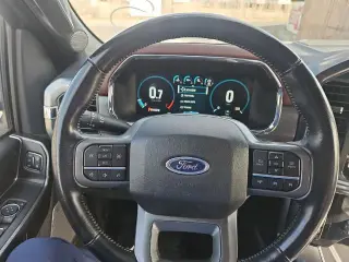 Ford F-150 2022 4x4 Lariat 4dr SuperCrew 6.5 ft. SB