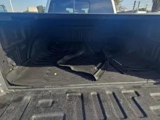 Ford F-150 2022 4x4 Lariat 4dr SuperCrew 6.5 ft. SB
