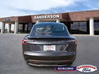 Tesla Model 3 2024 Sedán 4p.