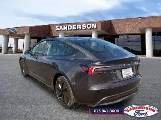 Tesla Model 3 2024 Sedán 4p.