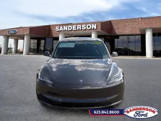 Tesla Model 3 2024 Sedán 4p.