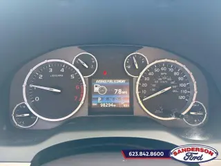Toyota Tundra 2017 4x2 SR5 4p CrewMax Cabina Extendida Camioneta SB (5.7L V8 FFV)