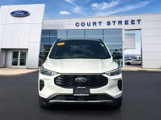 Ford Escape Hybrid 2025 ST-Line 4p SUV