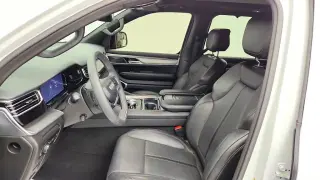 Jeep Wagoneer 2023 4x4 Carbón 4p SUV