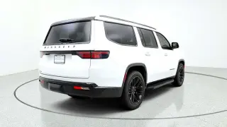 Jeep Wagoneer 2023 4x4 Carbón 4p SUV