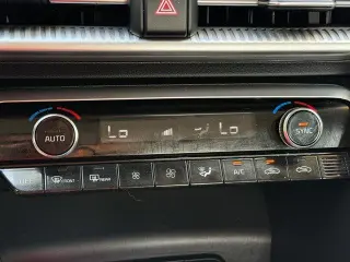 Kia K5 2021 LXS 4dr Sedan