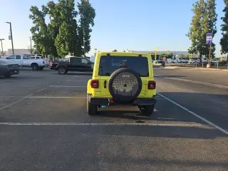 Jeep Wrangler 2023 4x4 Sahara 4xe 4dr SUV