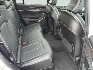Jeep Grand Cherokee 2023 4x4 Overland SUV 4p.