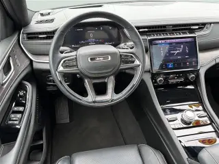 Jeep Grand Cherokee 2023 4x4 Overland SUV 4p.