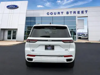 Jeep Grand Cherokee 2023 4x4 Overland SUV 4p.