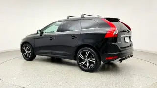 Volvo XC60 2017 AWD T6 R-Design 4dr SUV