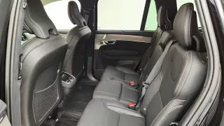 Volvo XC90 2025 AWD B6 Ultra Tema Brillante Claro 7-Pasajeros 4p SUV (lanzamiento medio del año)