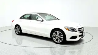 Mercedes-Benz Clase C 2018 tracción integral C 300 4MATIC 4dr Sedán