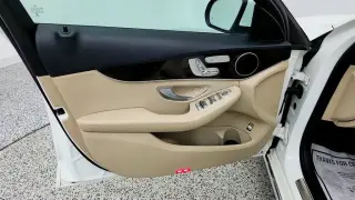 Mercedes-Benz Clase C 2018 tracción integral C 300 4MATIC 4dr Sedán