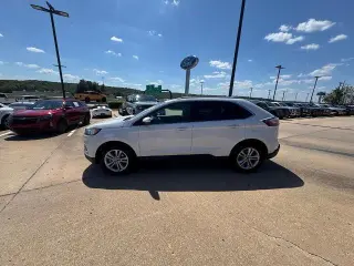Ford Edge 2020 SEL 4dr Crossover