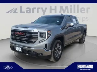 GMC Sierra 1500 2023 4x4 SLT 4dr Crew Cab 5.8 ft. SB