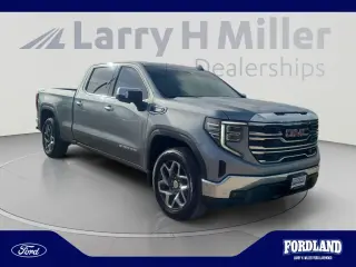 GMC Sierra 1500 2023 4x4 SLT 4dr Crew Cab 5.8 ft. SB