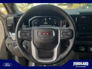 GMC Sierra 1500 2023 4x4 SLT 4dr Crew Cab 5.8 ft. SB