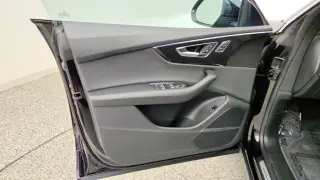 Audi Q8 2019 tracción en todas las ruedas quattro Premium Plus 55 TFSI 4p SUV