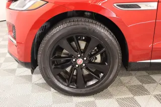 Jaguar F-PACE 2023 AWD P250 S 4dr SUV