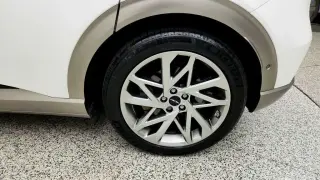 Genesis GV60 2023 AWD Advanced 4dr SUV
