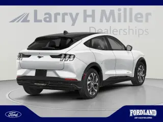 Ford Mustang Mach-E 2023 AWD Premium SUV de 4 puertas
