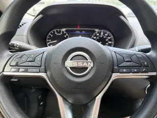 Nissan Sentra 2025 SV 4p Sedán