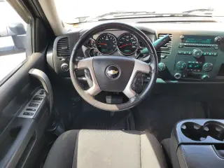 Chevrolet Silverado 2500HD 2013 4x4 LT 4dr Crew Cab SB