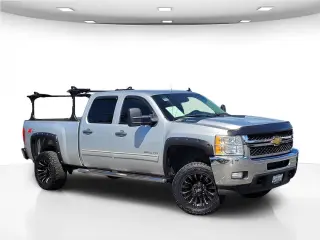 Chevrolet Silverado 2500HD 2013 4x4 LT 4dr Crew Cab SB