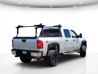 Chevrolet Silverado 2500HD 2013 4x4 LT 4dr Crew Cab SB