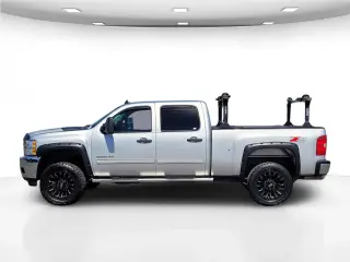 Chevrolet Silverado 2500HD 2013 4x4 LT 4dr Crew Cab SB