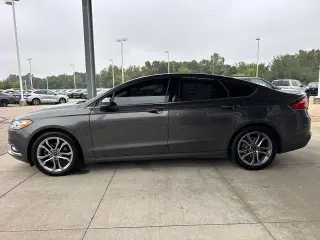 Ford Fusion 2017 SE 4dr Sedan
