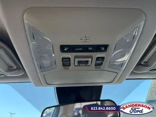 Toyota RAV4 Híbrido 2021 AWD XLE 4dr SUV