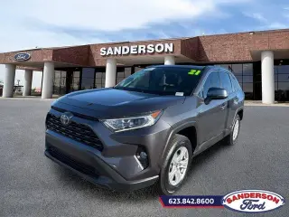 Toyota RAV4 Híbrido 2021 AWD XLE 4dr SUV