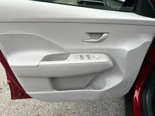 Hyundai KONA 2024 SEL 4dr Crossover
