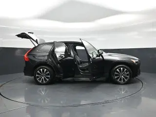 Volvo XC60 2025 AWD B5 Plus Dark Theme 4dr SUV