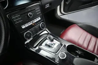 Mercedes-Benz SLC 2017 SLC 300 2d Roadster