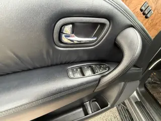 Nissan Armada 2022 4x2 SL 4dr SUV