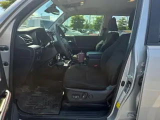 Toyota 4Runner 2020 4x4 SR5 4dr SUV